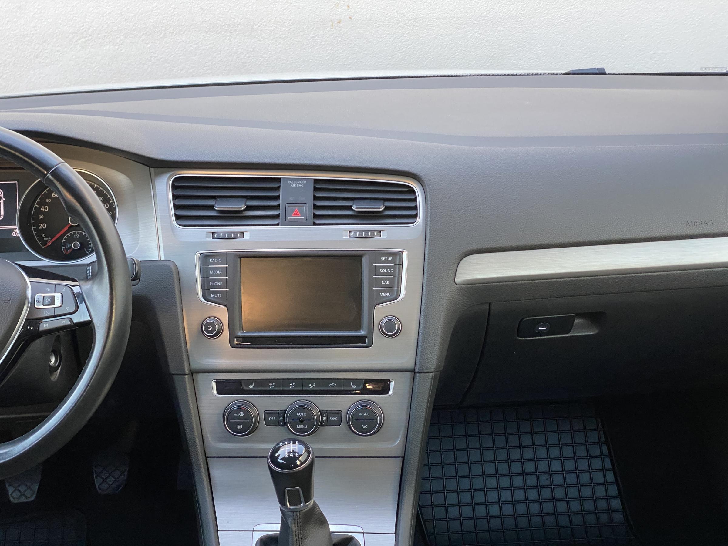 Volkswagen Golf, 2016 - pohled č. 14