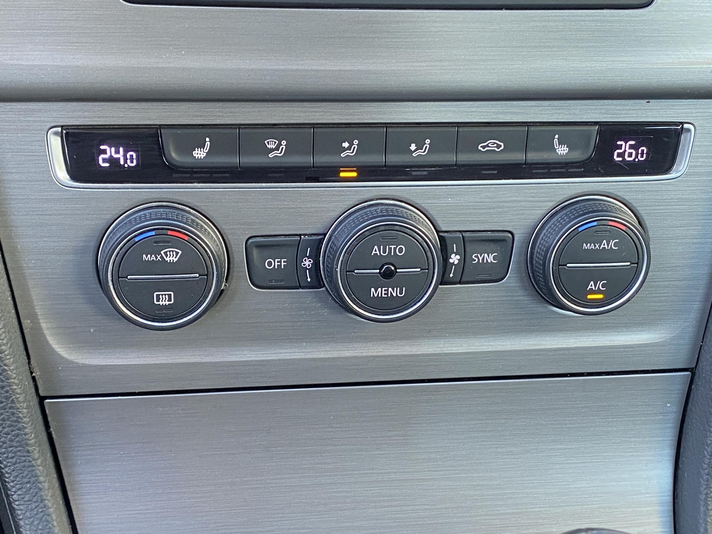 Volkswagen Golf, 2016 - pohled č. 15