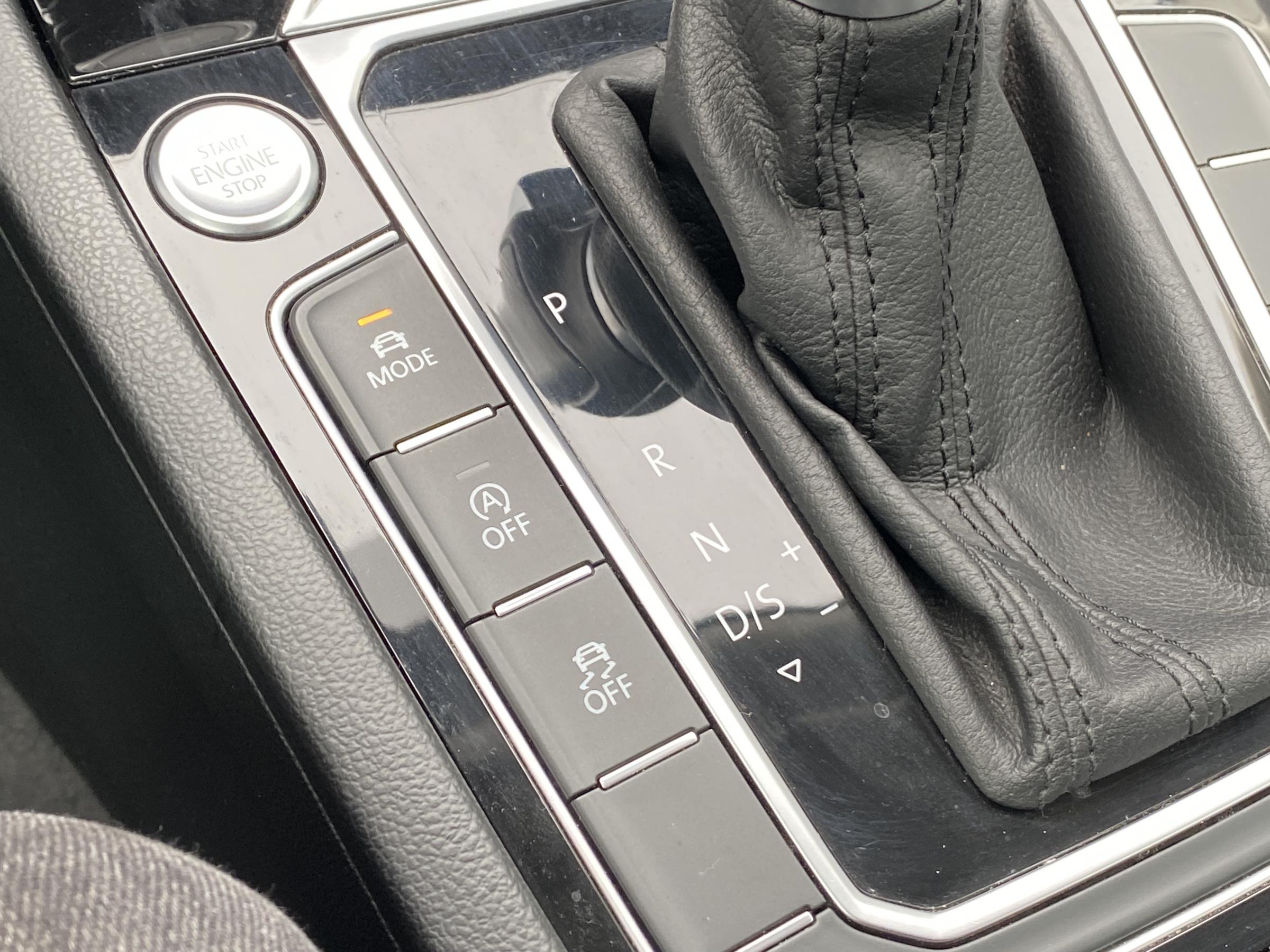 Volkswagen Passat, 2017 - pohled č. 14