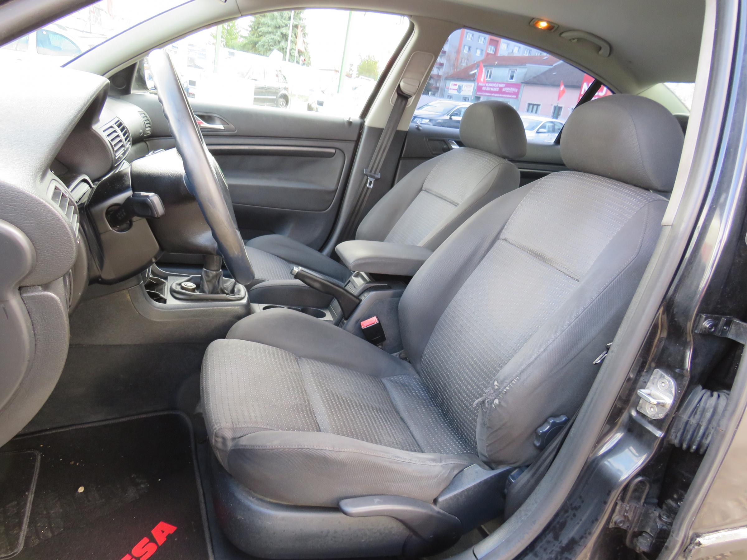 Škoda Superb, 2003 - pohled č. 8