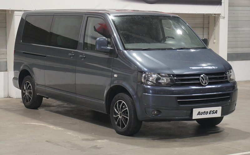 Volkswagen Transporter 2.5TDi  L2 9míst