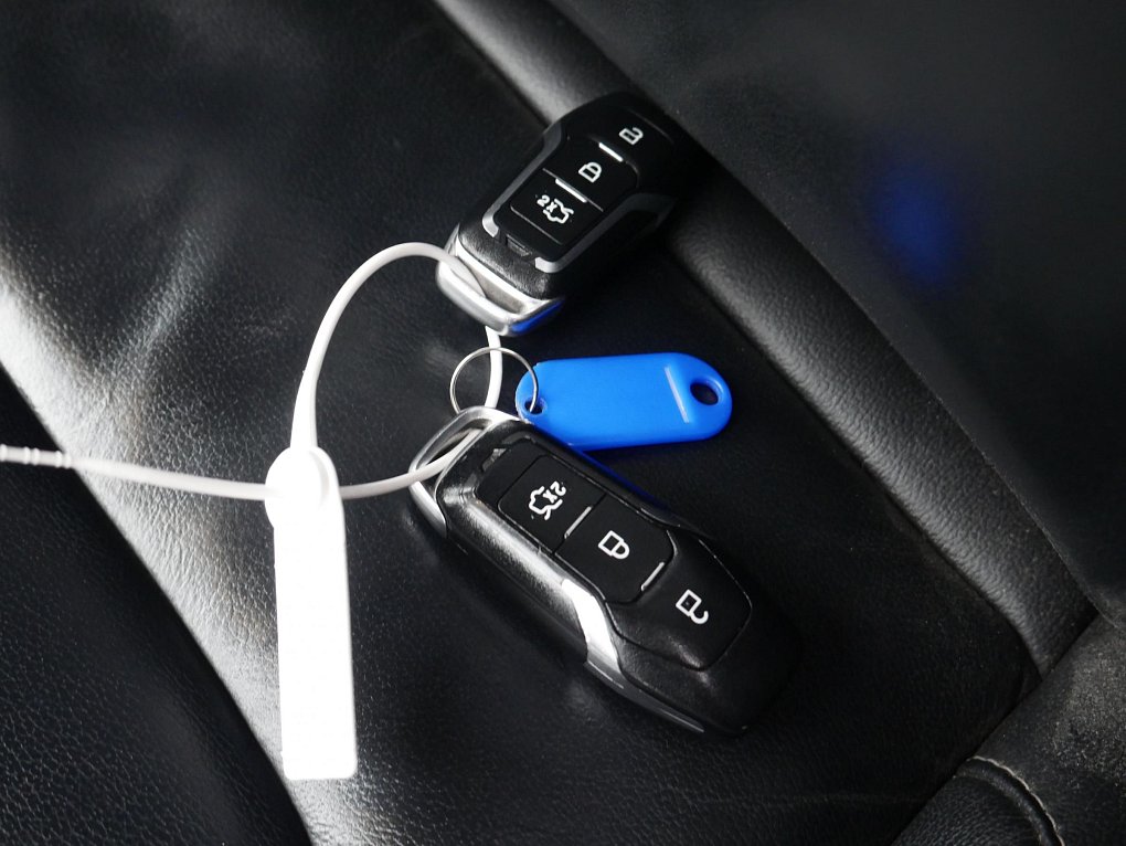 Ford S-MAX 2.0 TDCi  7míst