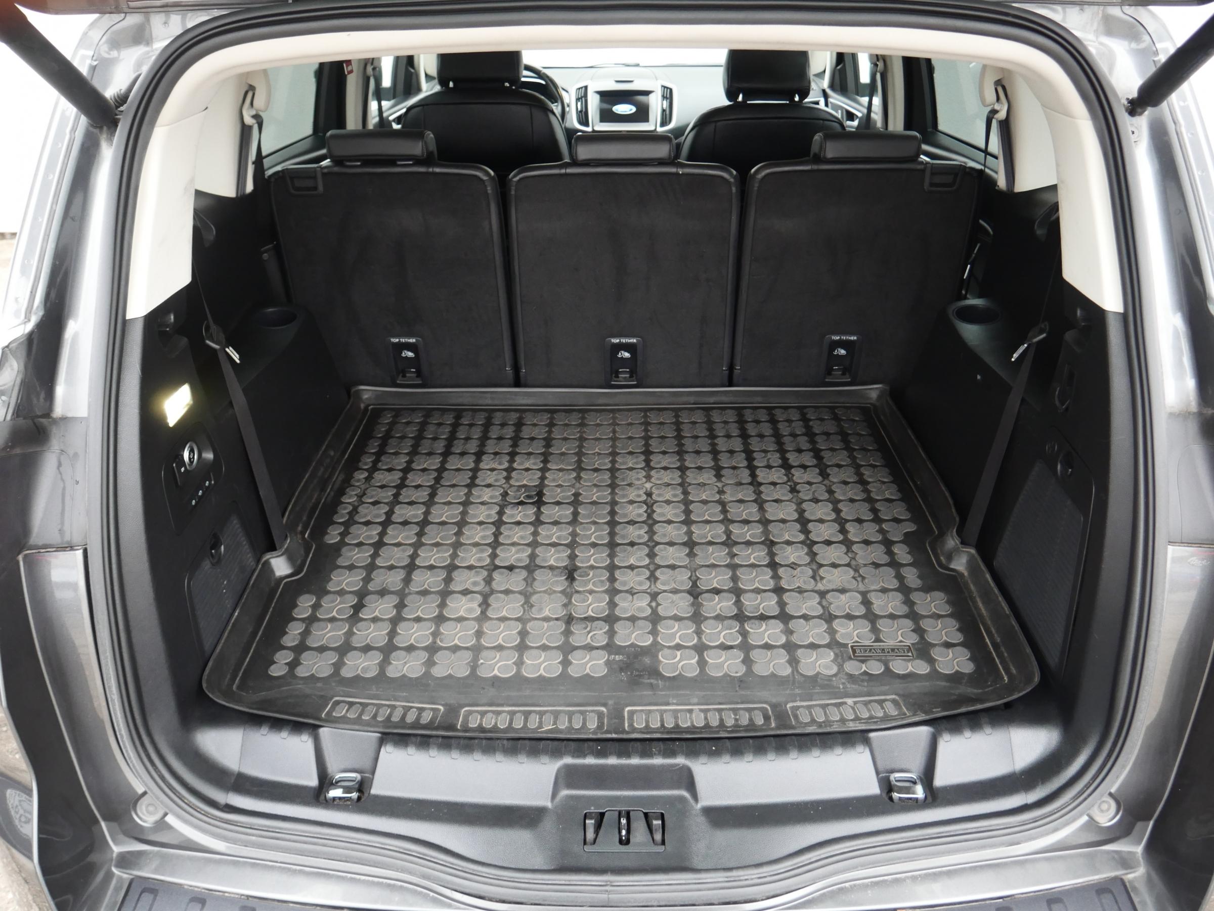 Ford S-MAX, 2016 - pohled č. 7