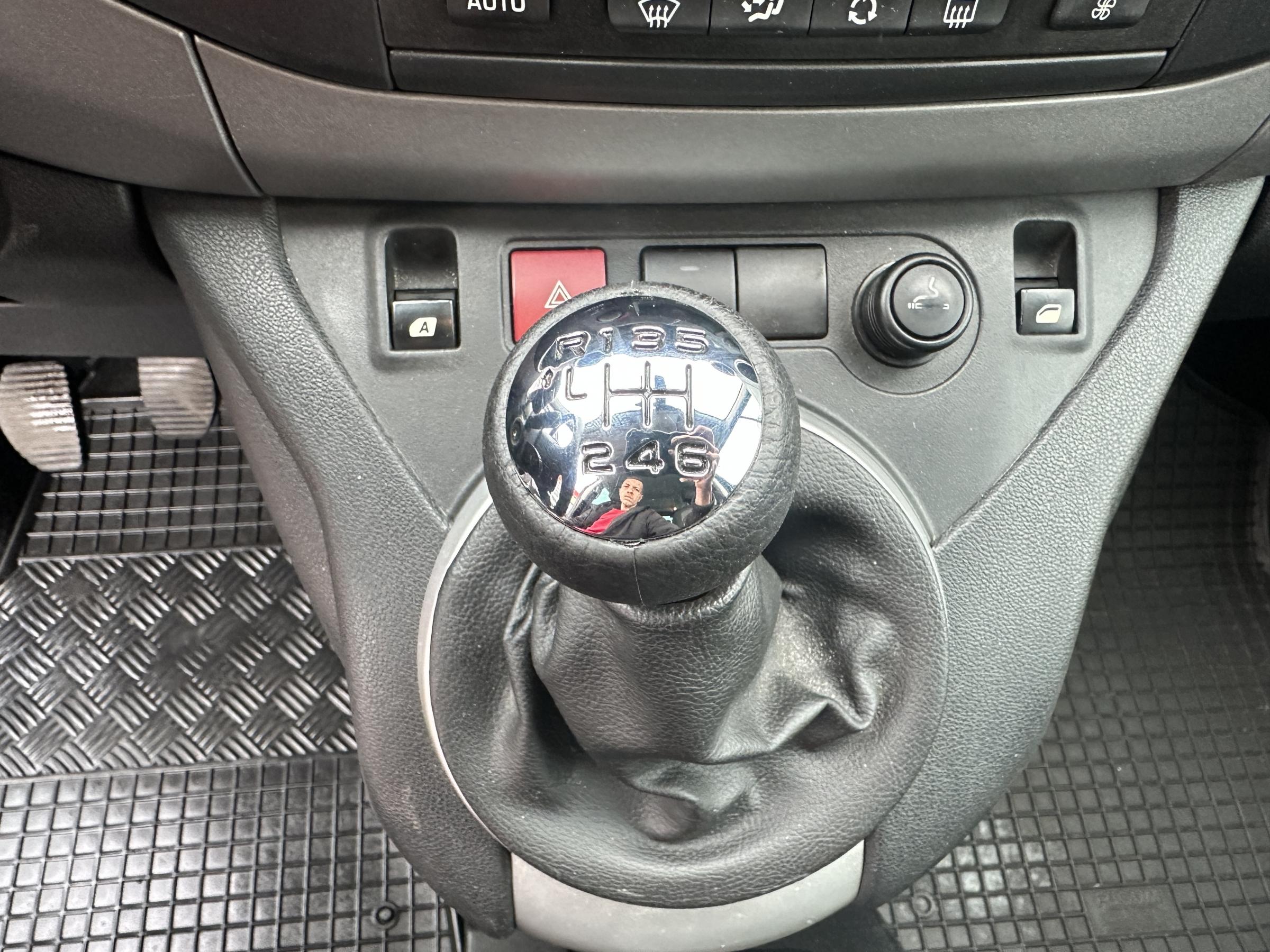 Citroën Berlingo, 2016 - pohled č. 17