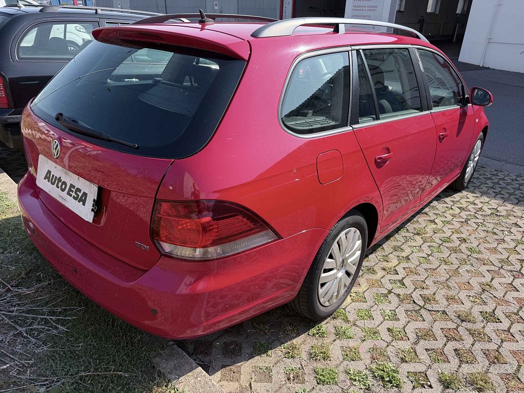 Volkswagen Golf 1.6 TDI 