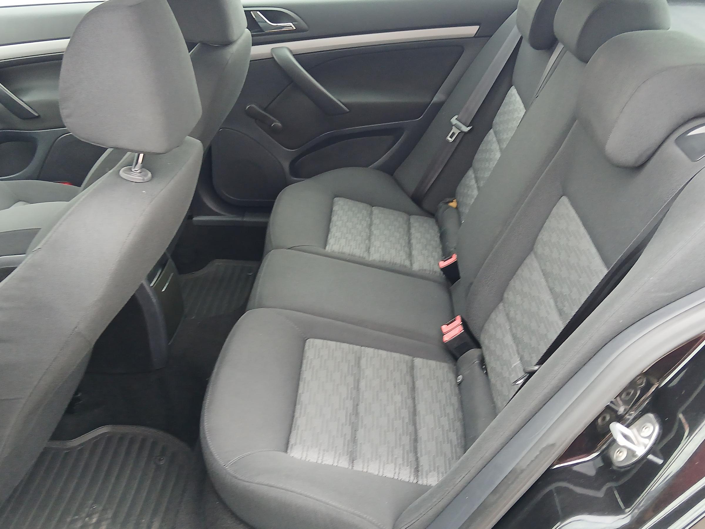 Škoda Octavia, 2012 - pohled č. 10