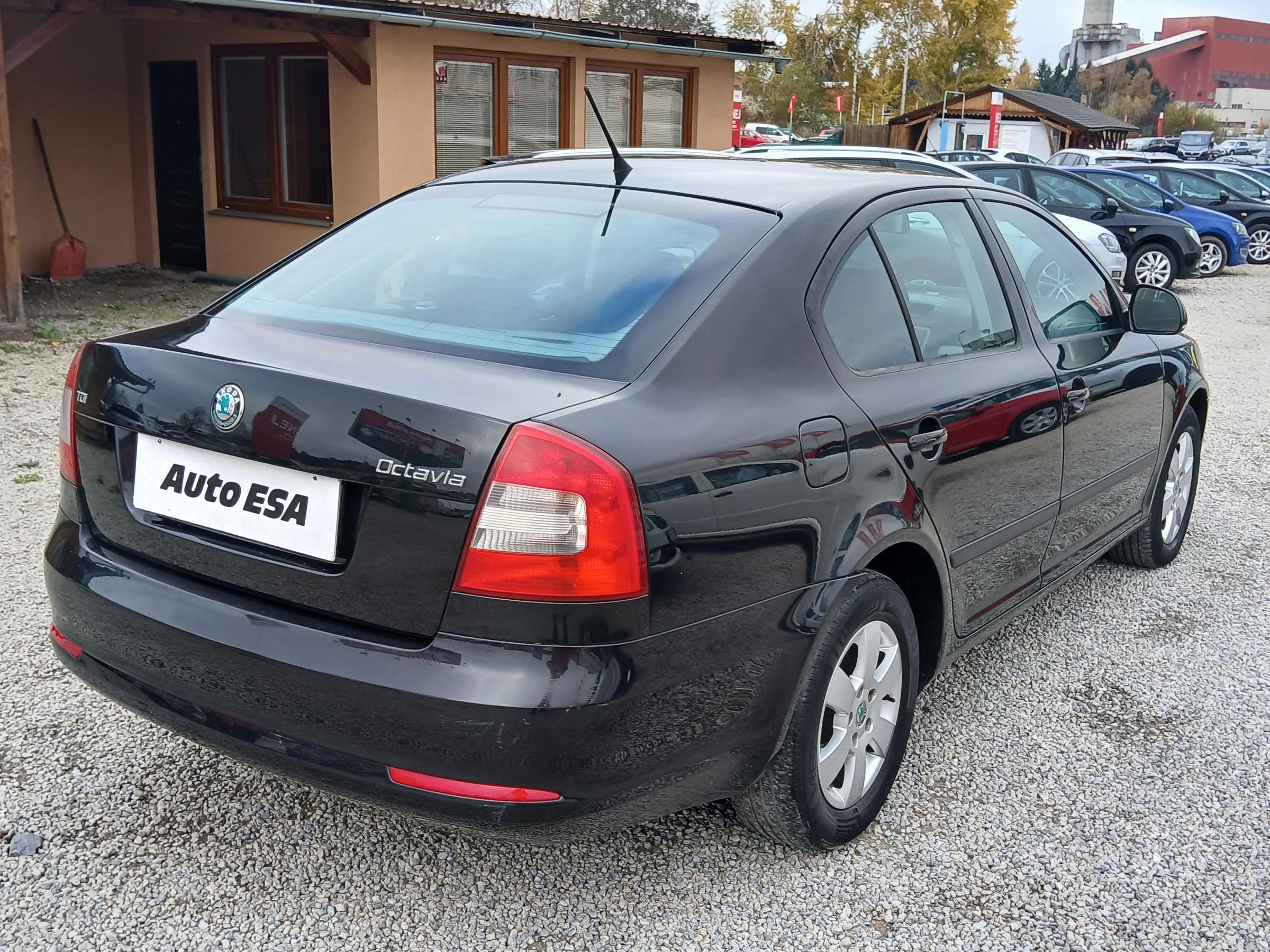 Škoda Octavia, 2012 - pohled č. 4
