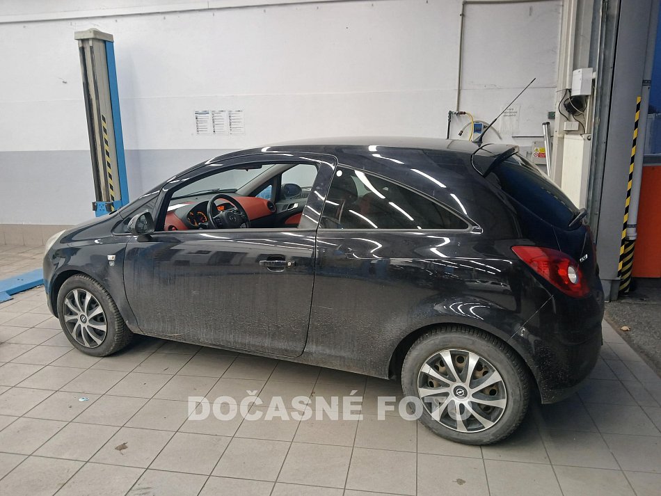 Opel Corsa 1.2i 