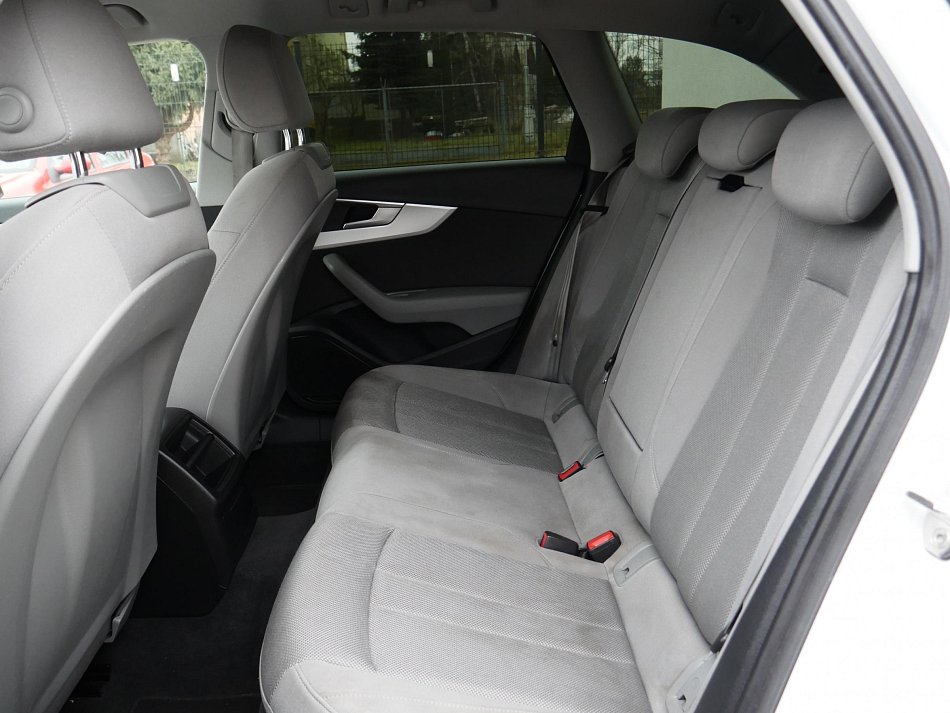 Audi A4 2.0TDi  A4 Avant