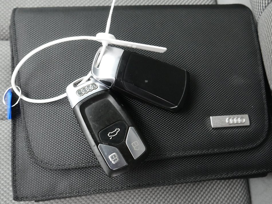 Audi A4 2.0TDi  A4 Avant