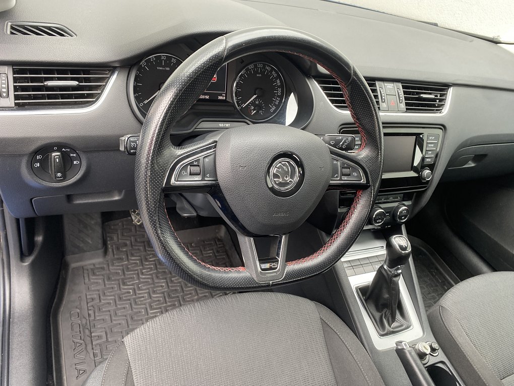 Škoda Octavia III 1.6 TDi Elegance