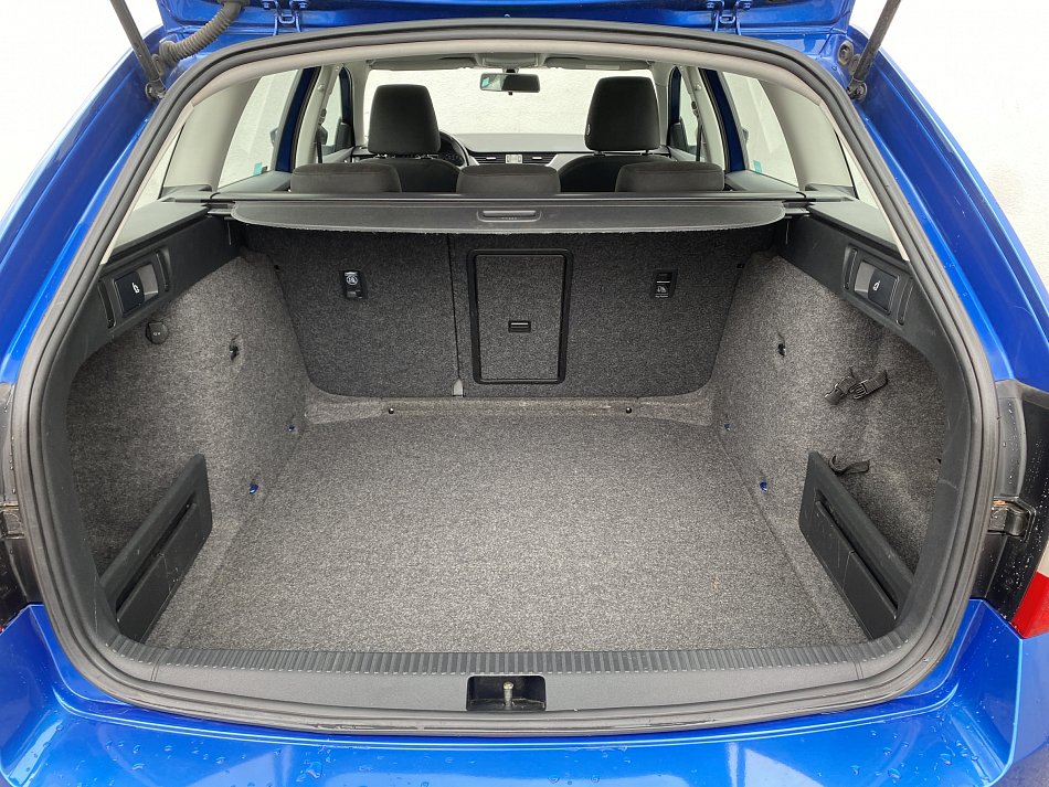 Škoda Octavia III 1.6 TDi Elegance