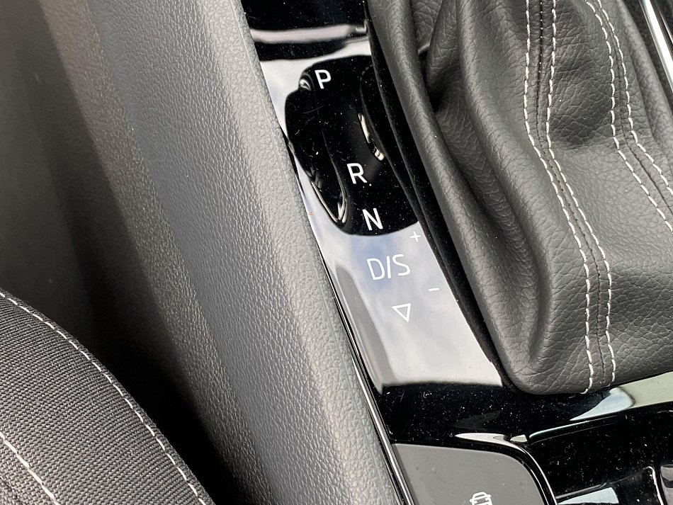 Škoda Karoq 2.0 TDi SportLine 4X4