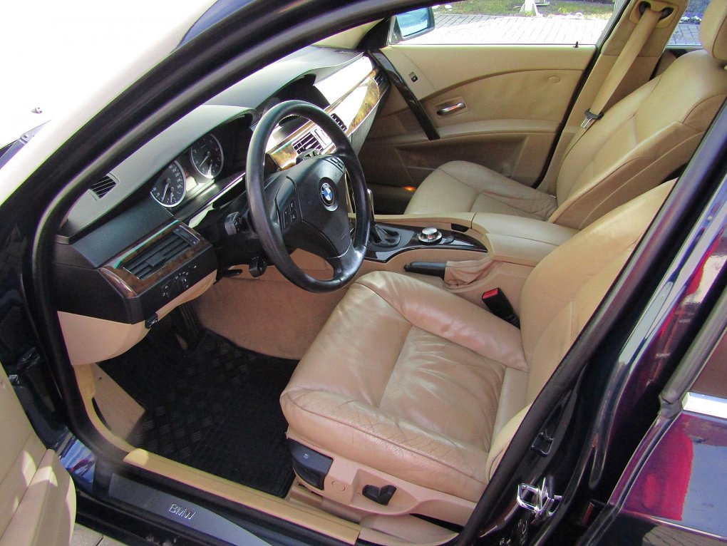 BMW Řada 5 2.5i 