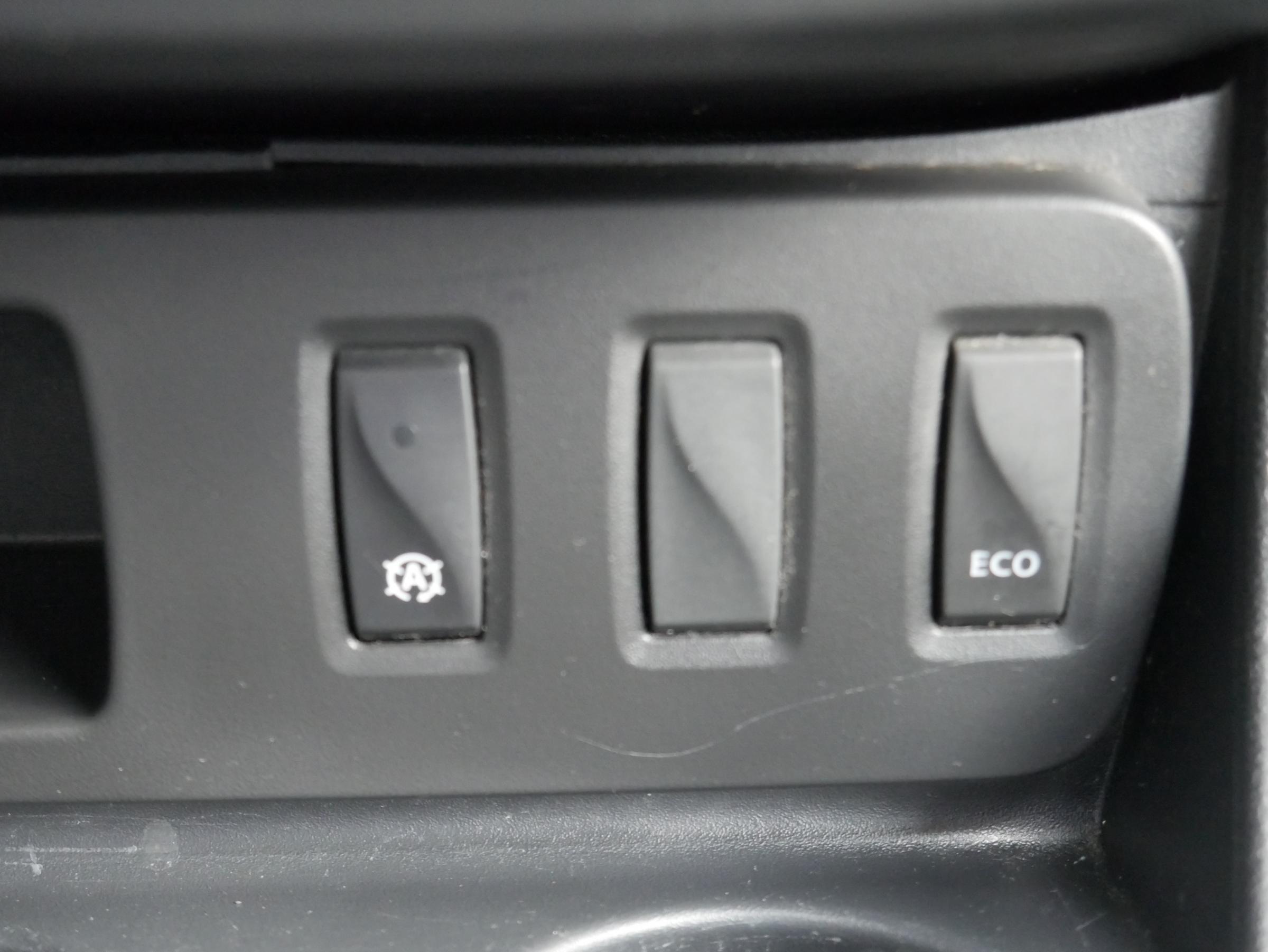 Dacia Duster, 2015 - pohled č. 18