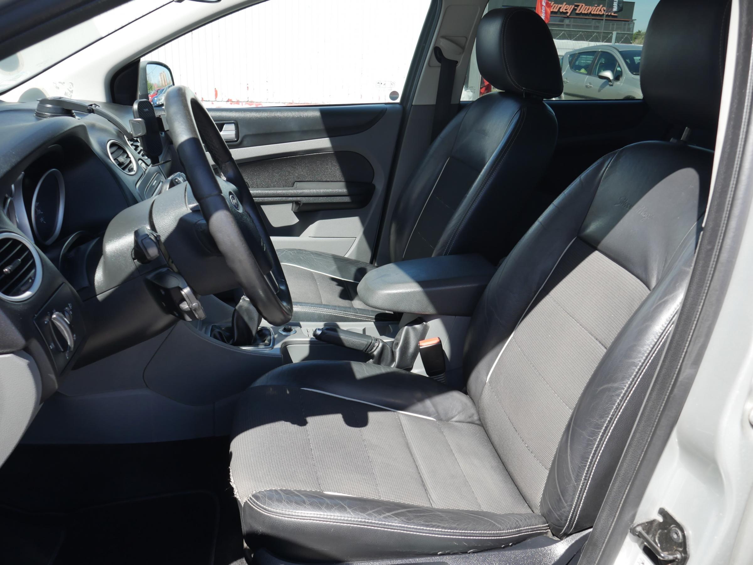 Ford Focus, 2009 - pohled č. 9