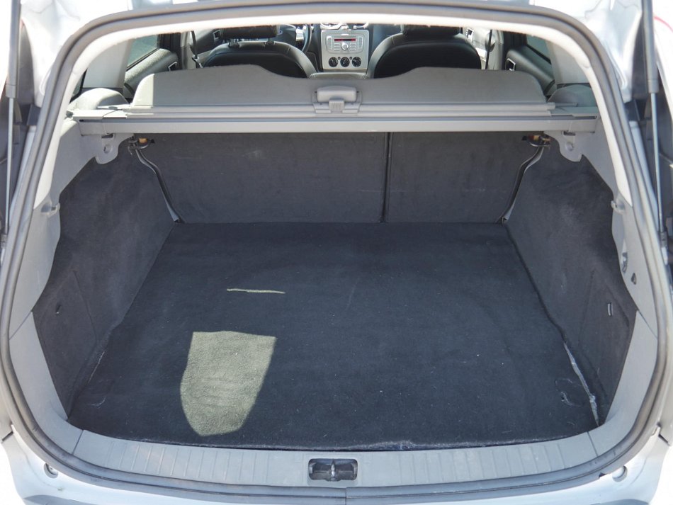 Ford Focus 1.6i 