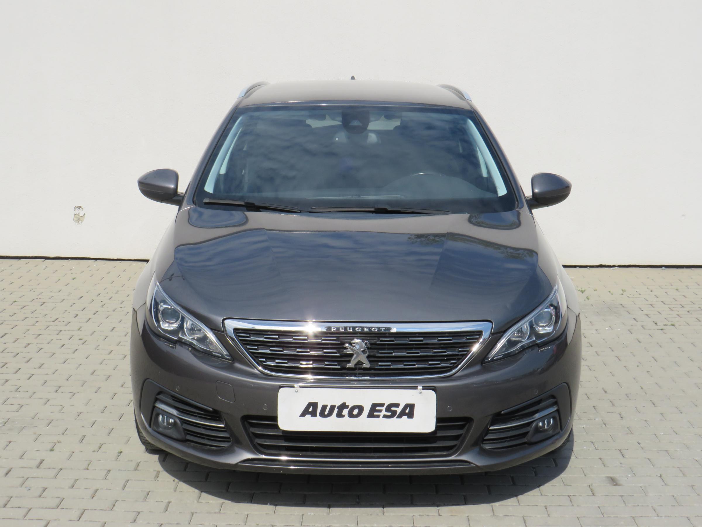 Peugeot 308, 2019 - pohled č. 2