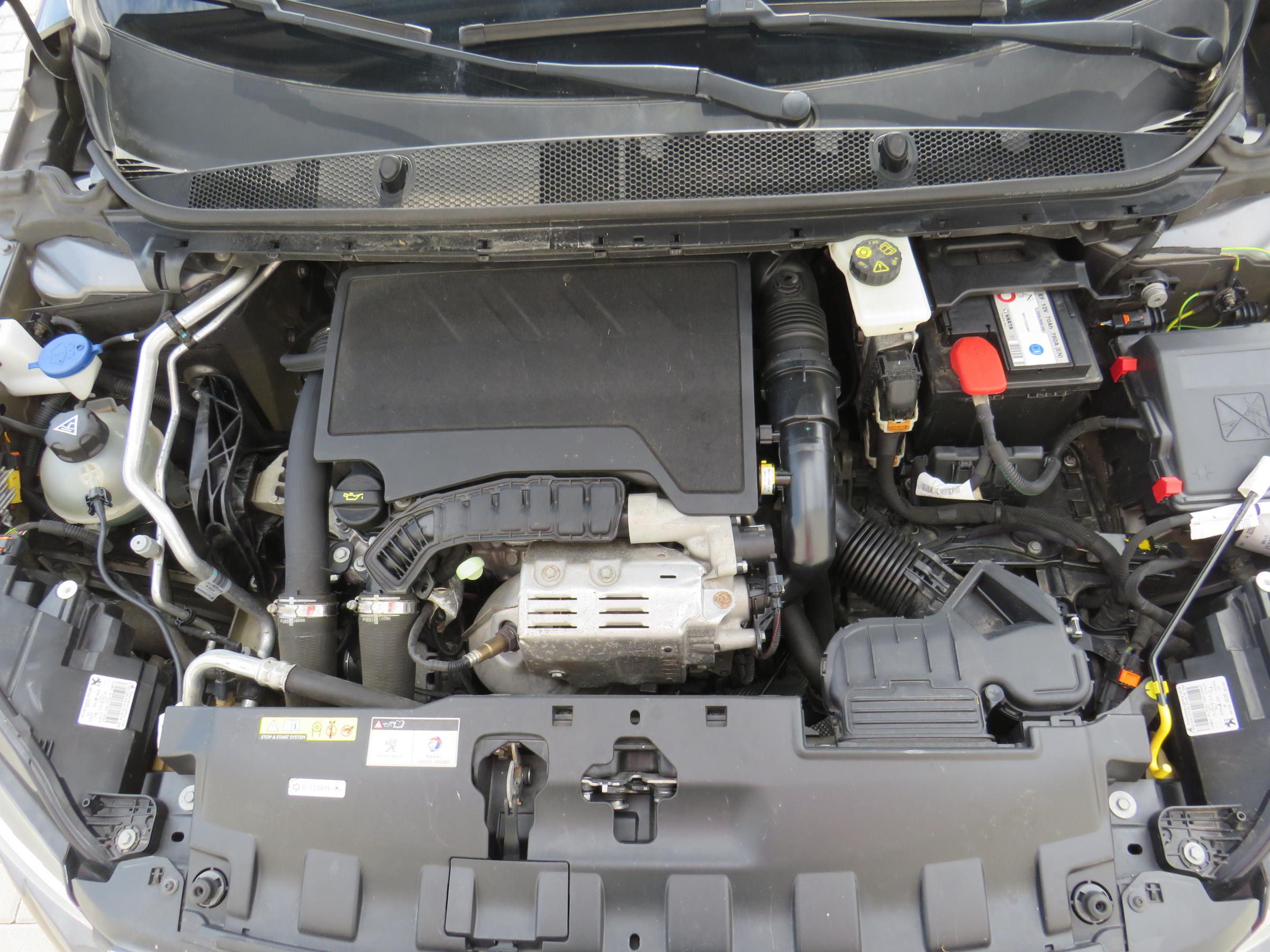 Peugeot 308, 2019 - pohled č. 7