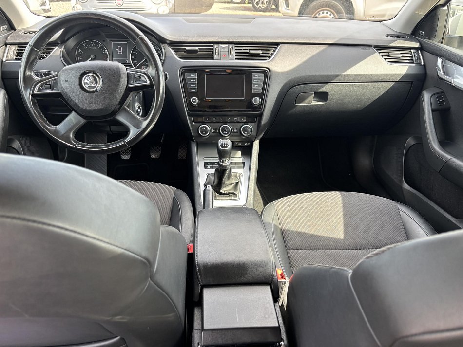 Škoda Octavia III 1.8 TSi Elegance