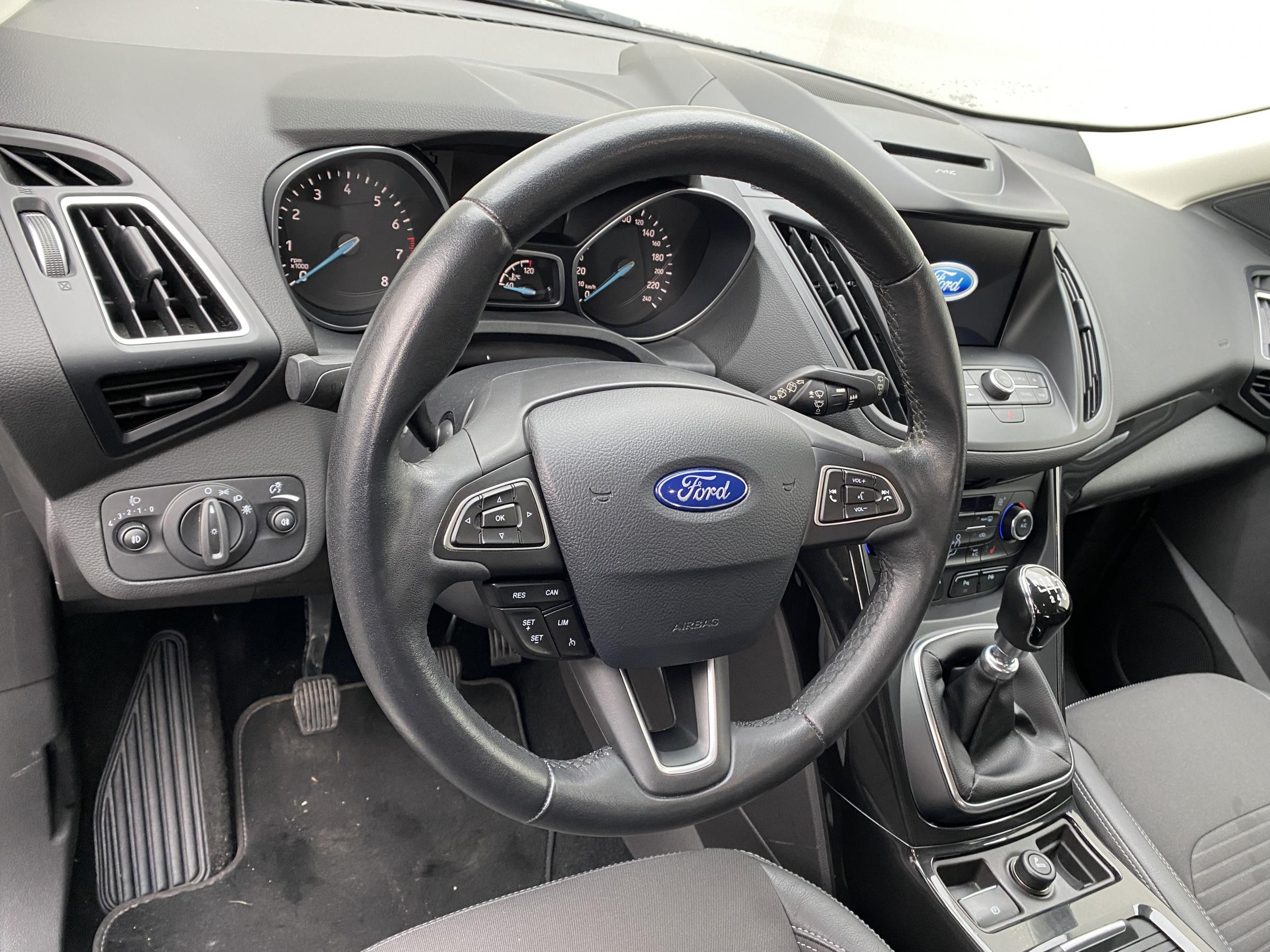 Ford Kuga, 2018 - pohled č. 12