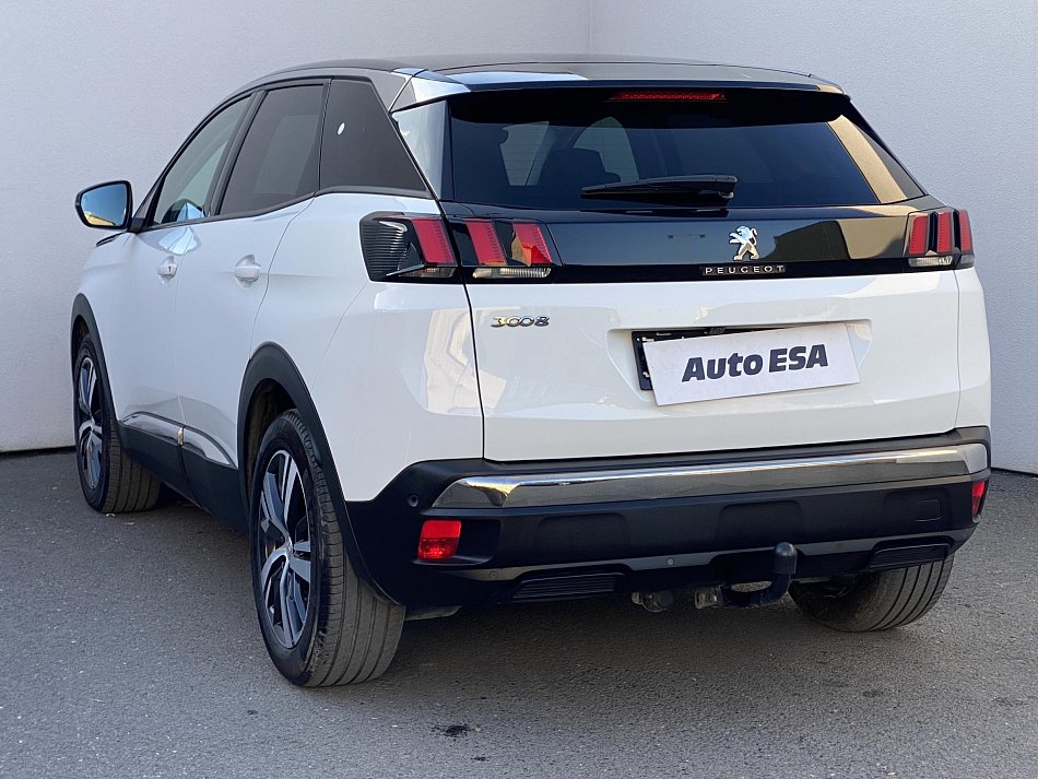 Peugeot 3008 1.2PT Allure