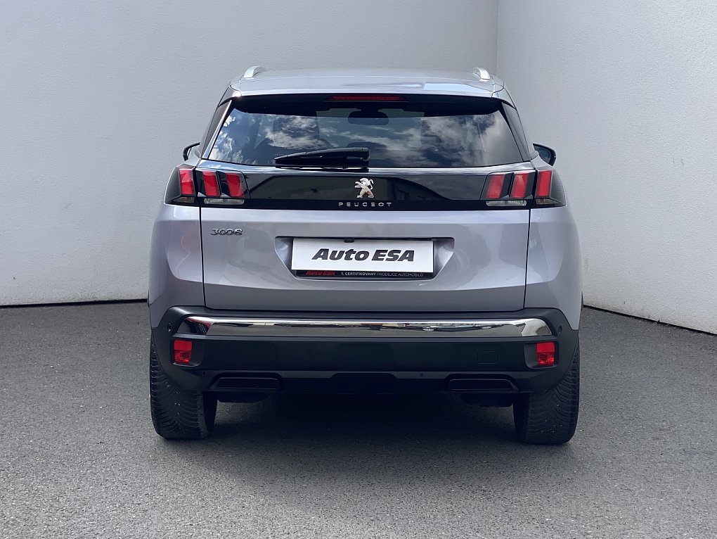 Peugeot 3008 1.2PT Allure