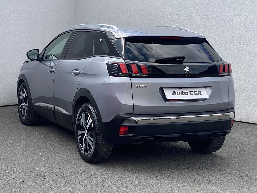 Peugeot 3008 1.2PT Allure