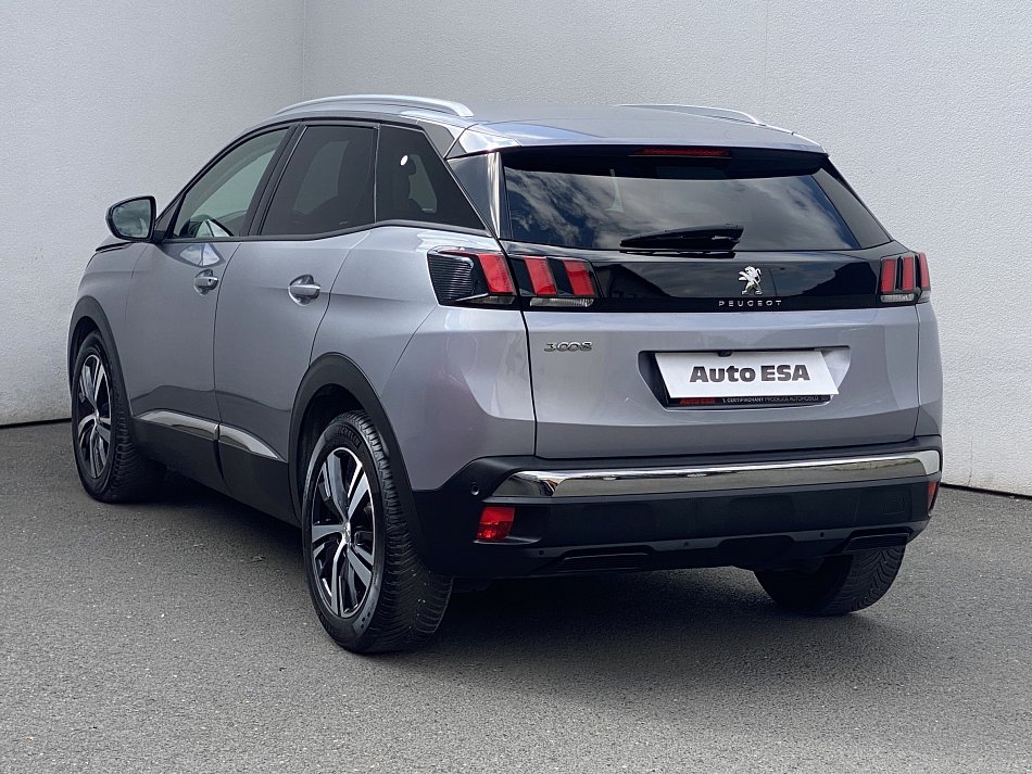 Peugeot 3008 1.2PT Allure