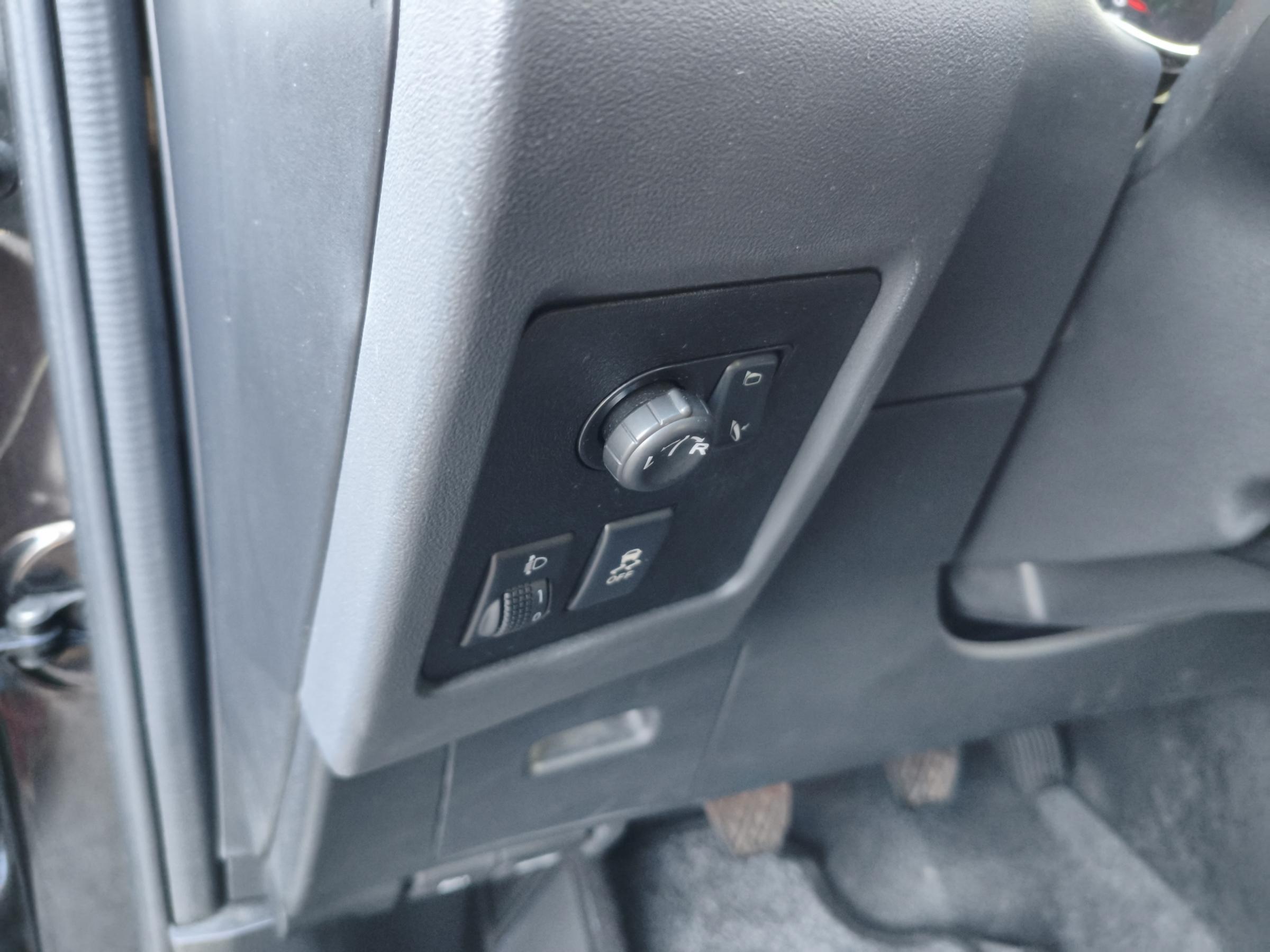 Nissan Qashqai, 2013 - pohled č. 19