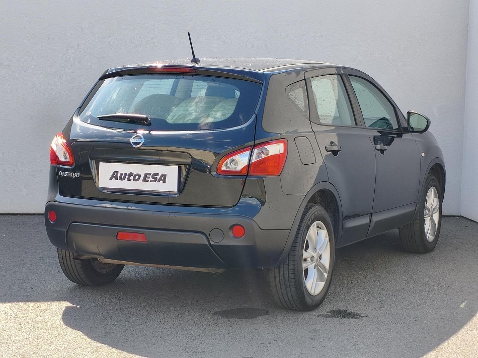 Nissan Qashqai 2.0 i Acenta 2WD