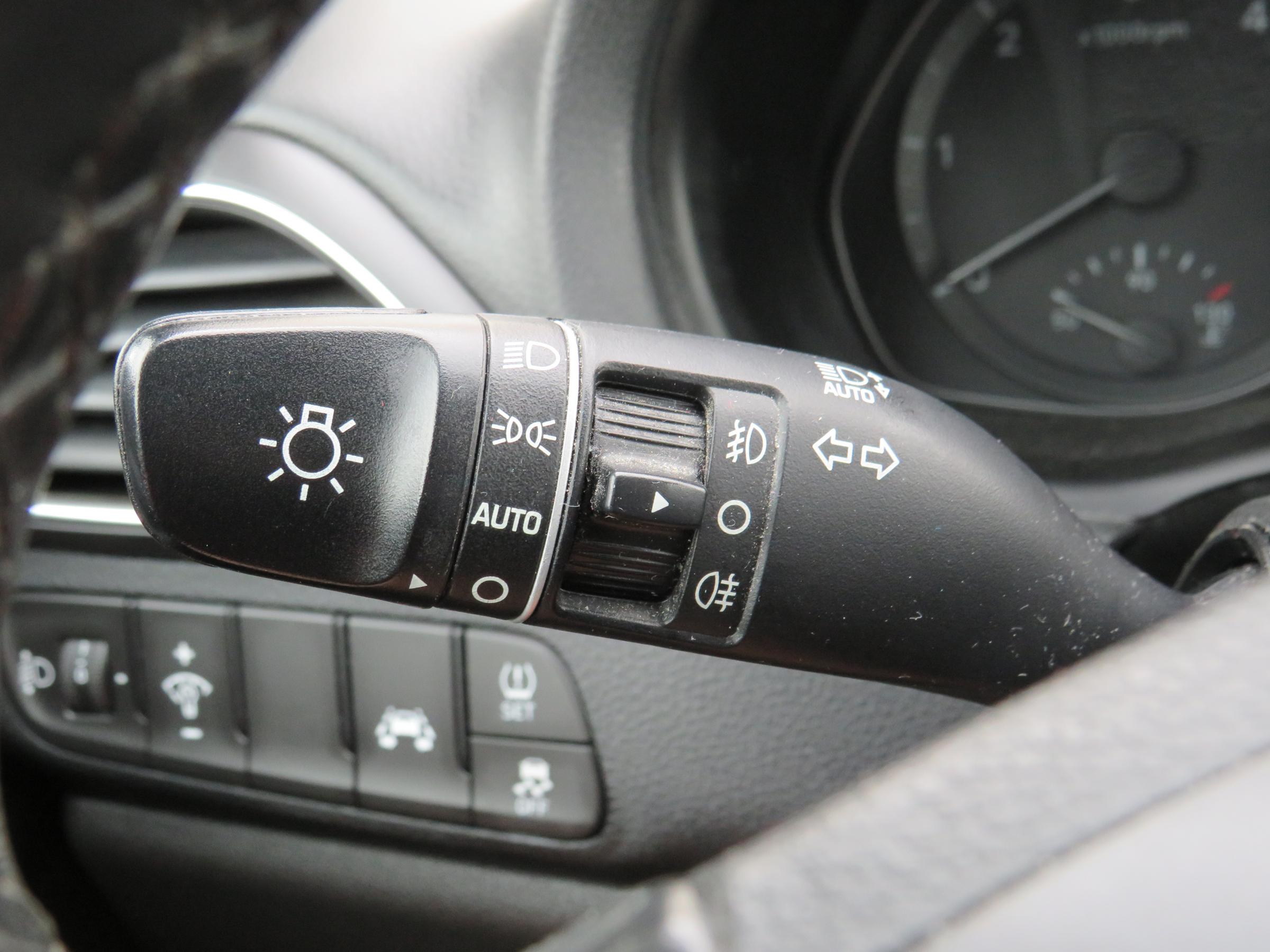 Hyundai i30, 2020 - pohled č. 19