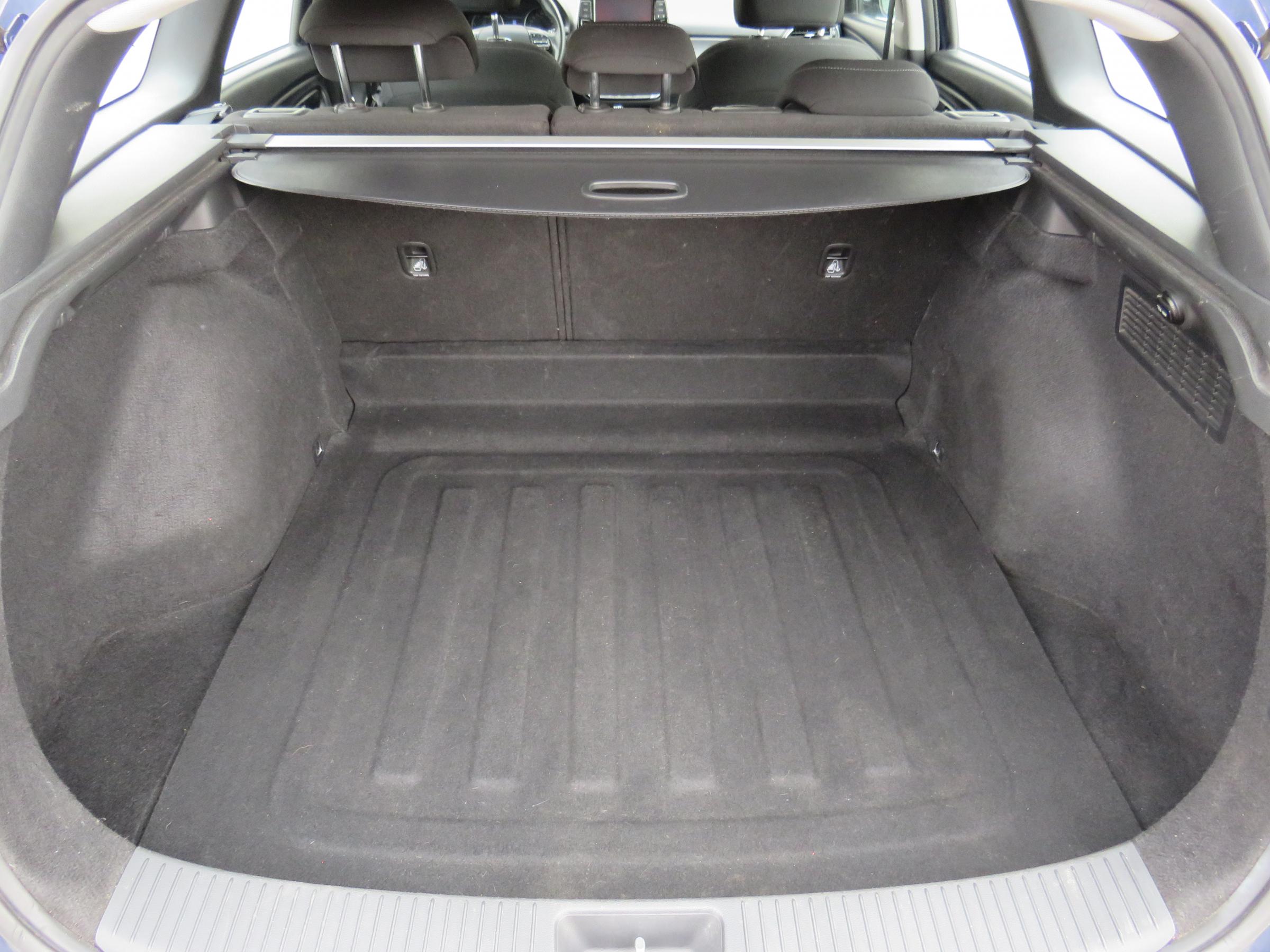 Hyundai i30, 2020 - pohled č. 7