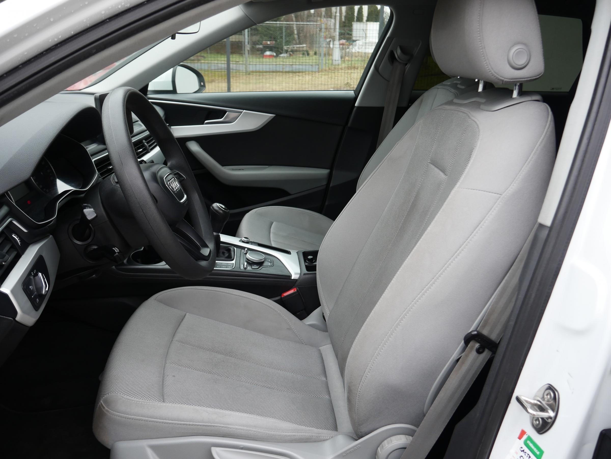 Audi A4, 2017 - pohled č. 9