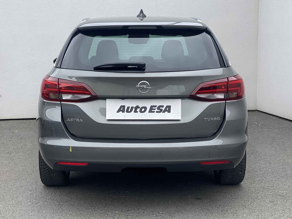 Opel Astra 1.4 T Dynamic