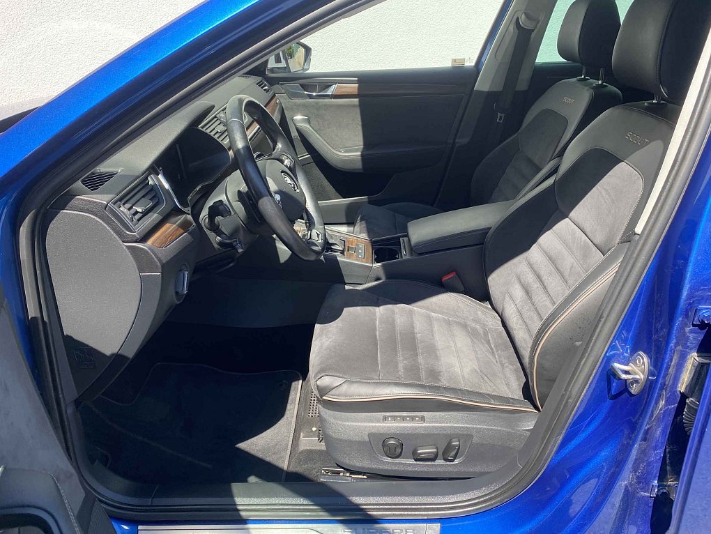 Škoda Superb III 2.0 TSi Scout 4x4