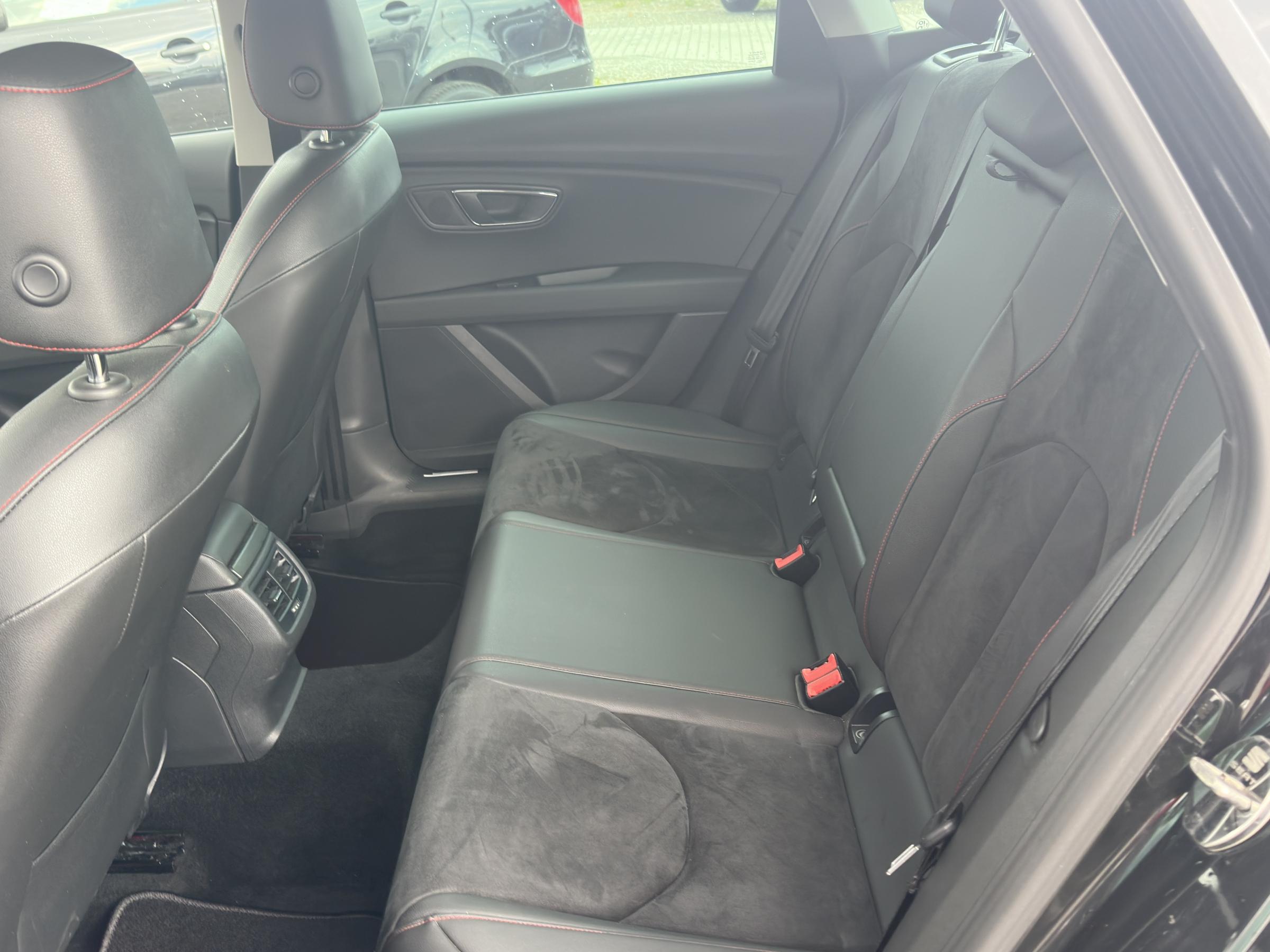 Seat Leon, 2015 - pohled č. 10