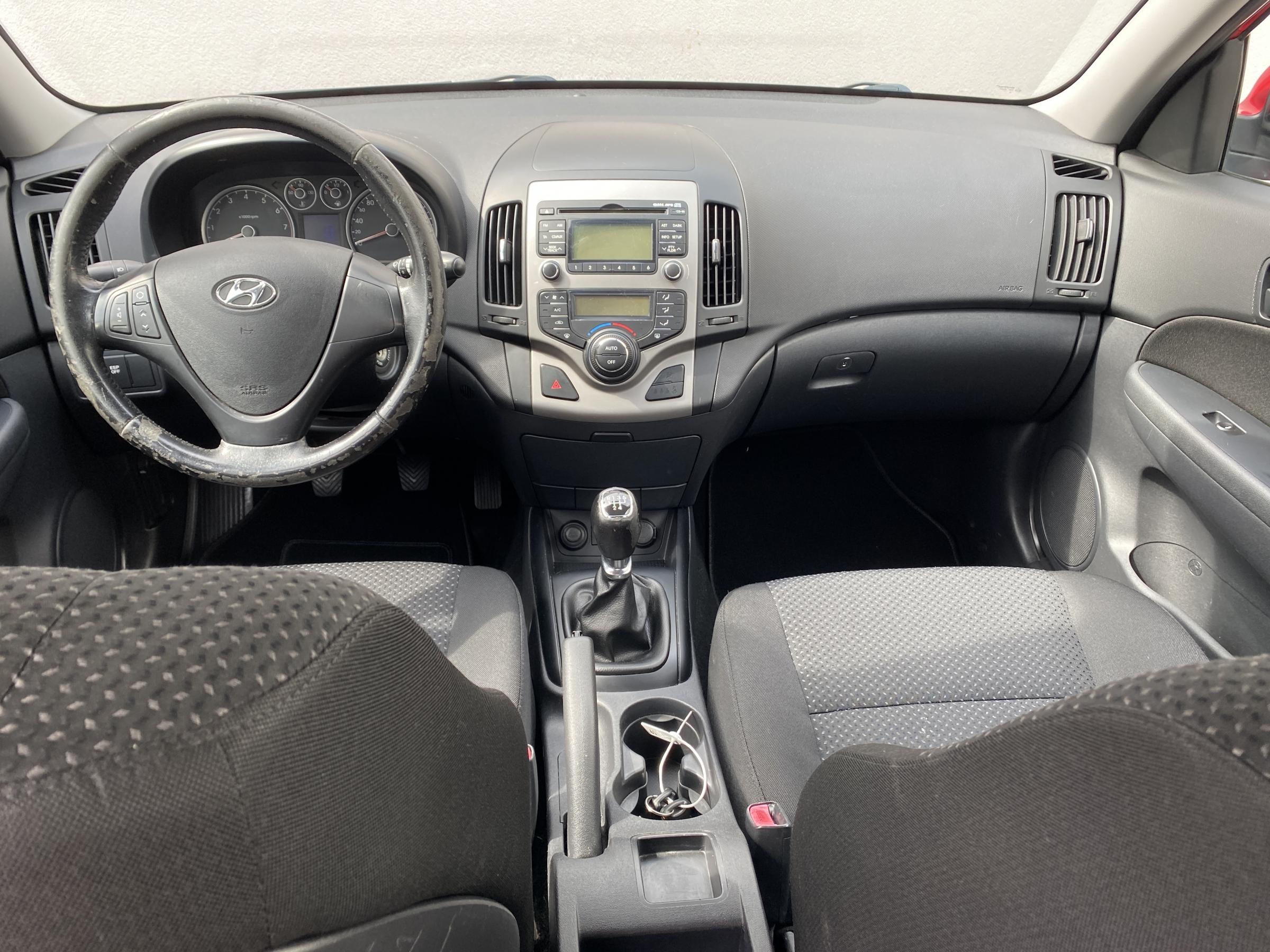 Hyundai i30, 2010 - pohled č. 8