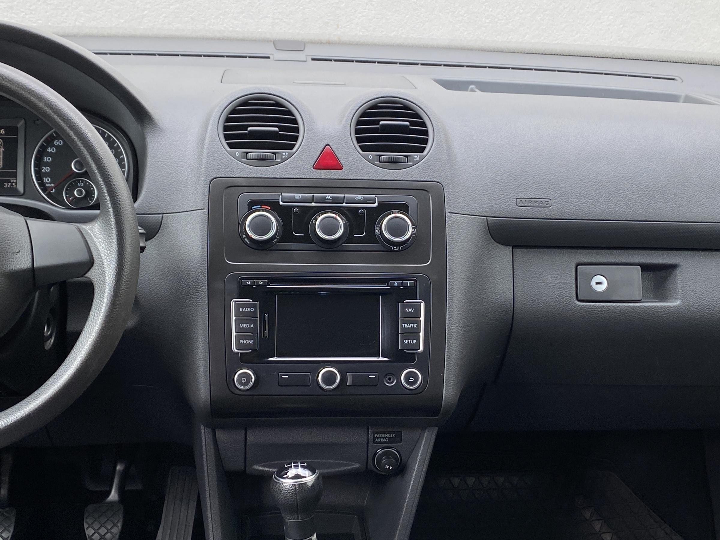 Volkswagen Caddy, 2011 - pohled č. 9