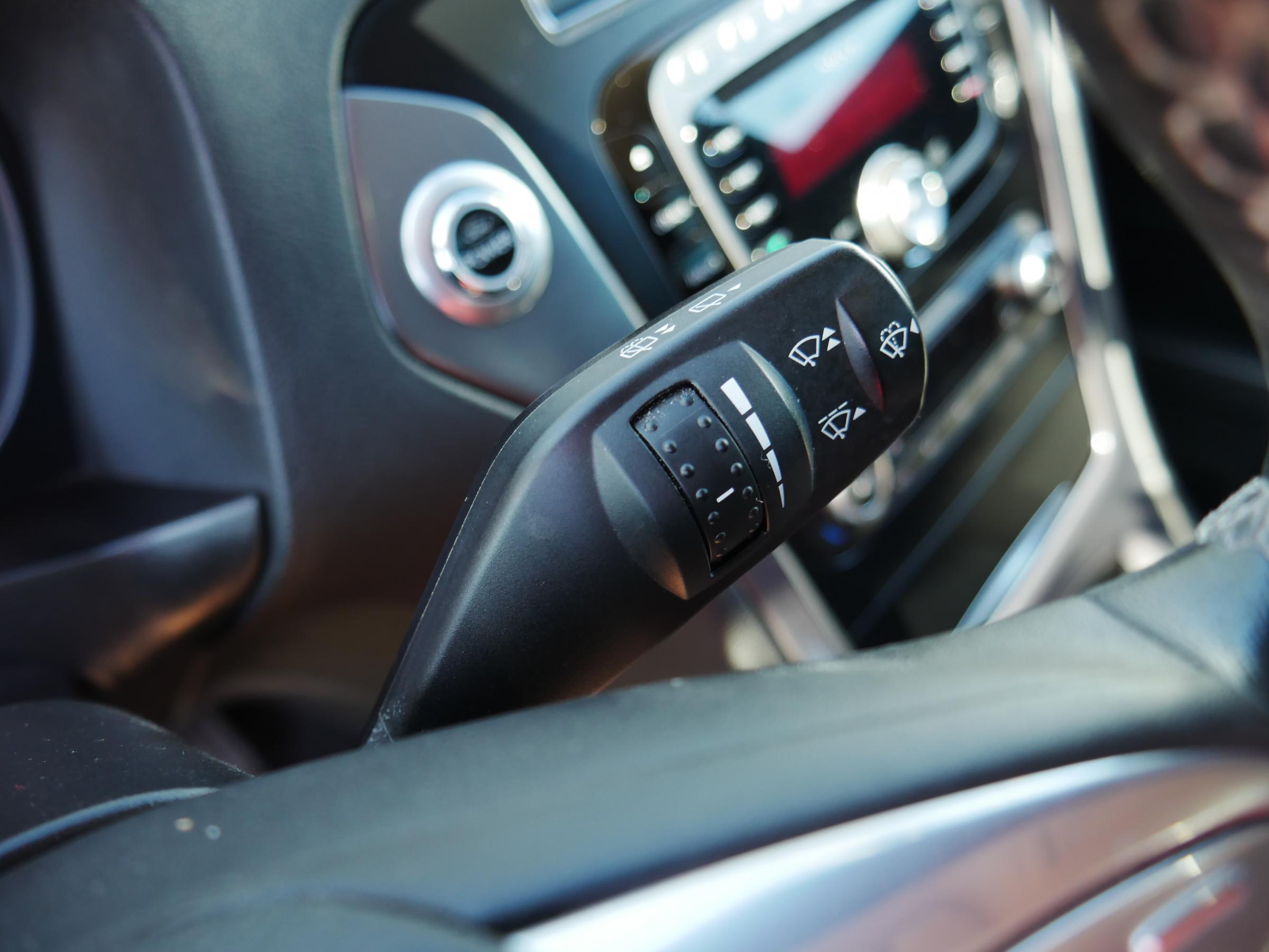 Ford Mondeo, 2010 - pohled č. 17