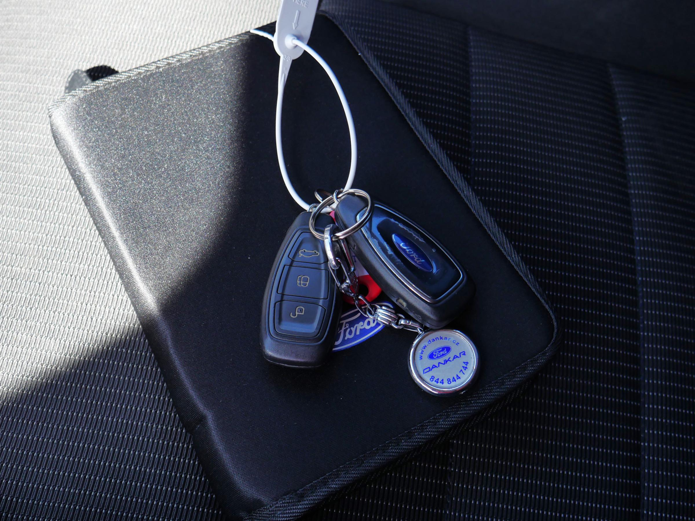 Ford Mondeo, 2010 - pohled č. 25