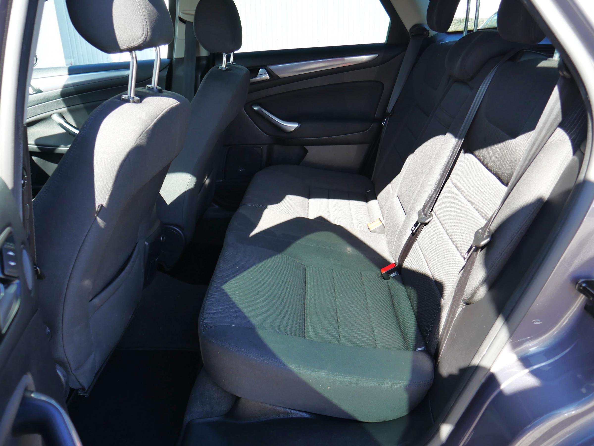 Ford Mondeo, 2010 - pohled č. 9