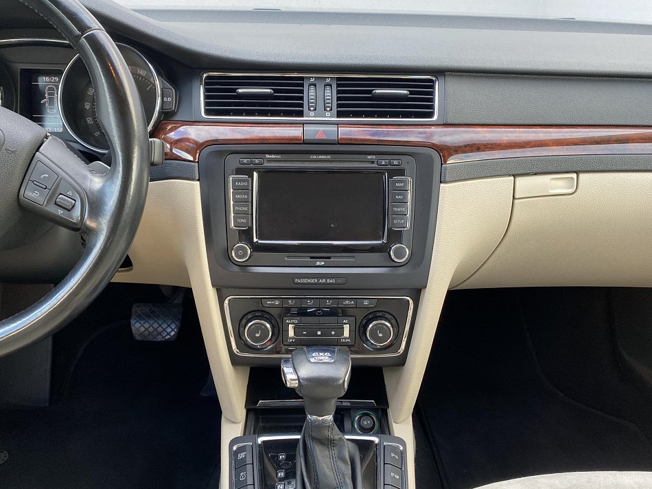 Škoda Superb II 3.6 Elegance 4x4