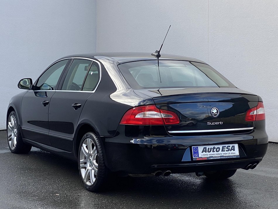 Škoda Superb II 3.6 Elegance 4x4