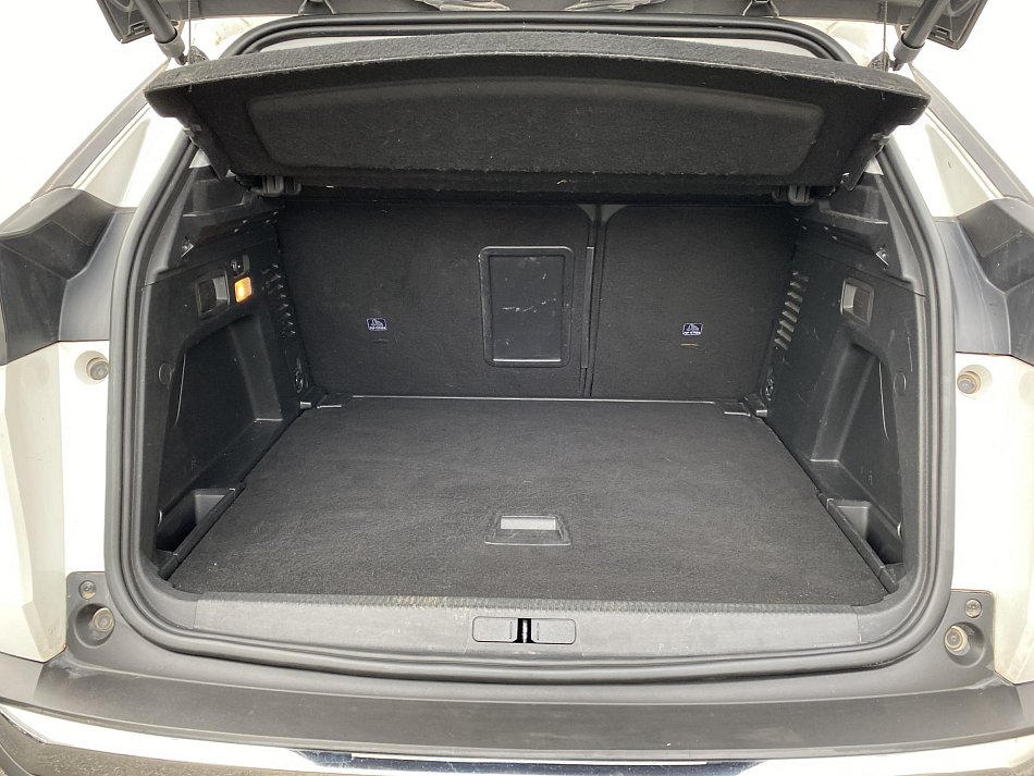 Peugeot 3008 1.6 PT Allure