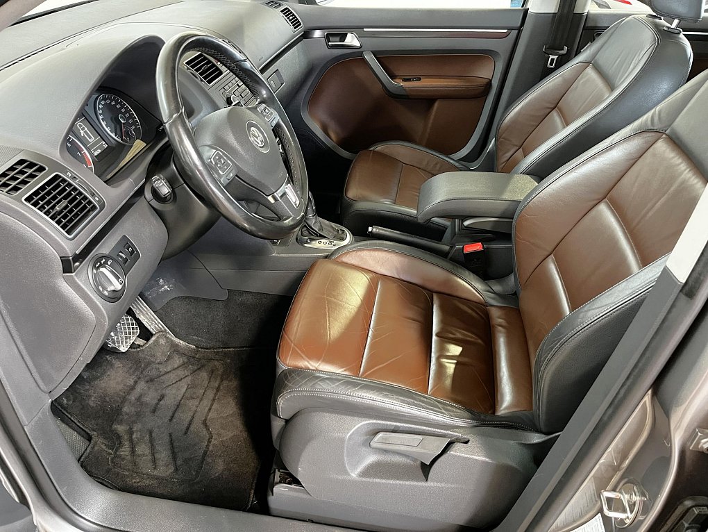 Volkswagen Touran 1.4 TSi Highline