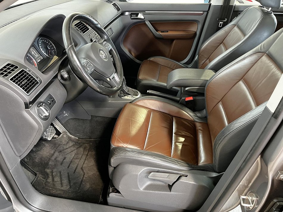 Volkswagen Touran 1.4 TSi Highline