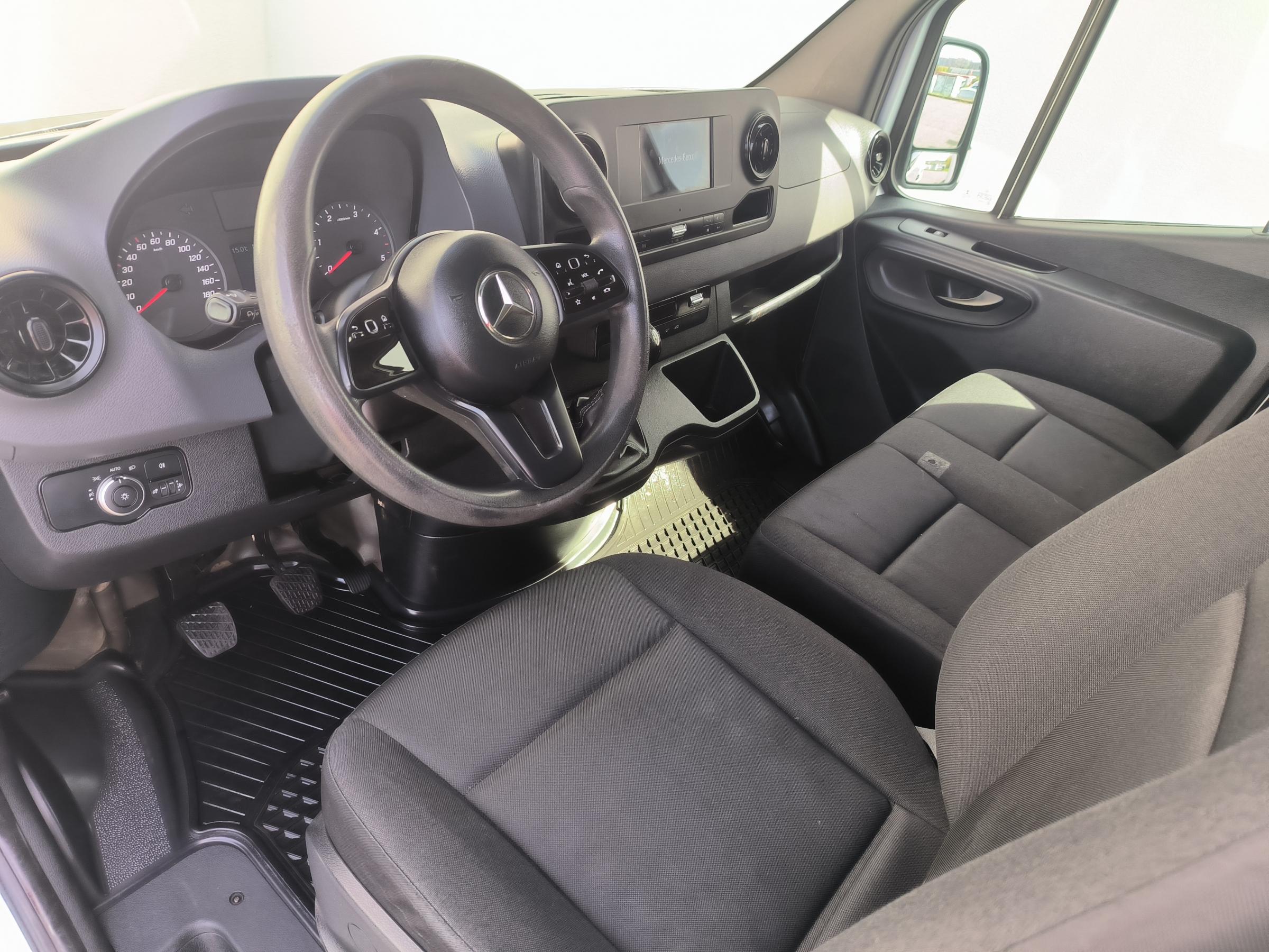 Mercedes-Benz Sprinter, 2019 - pohled č. 11