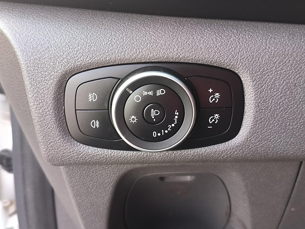 Ford Transit Custom 2.0TDCi Trend L2 9míst