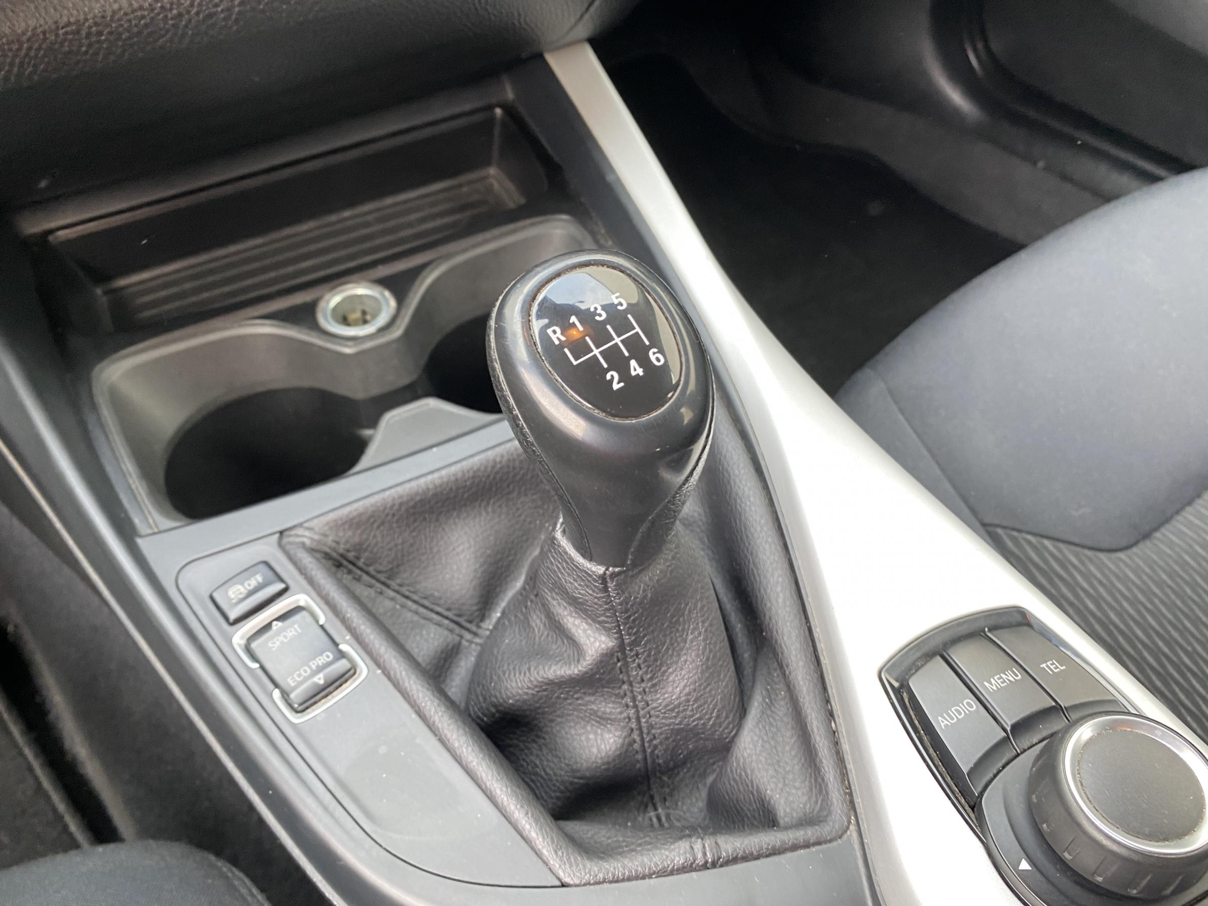 BMW Řada 1, 2012 - pohled č. 17